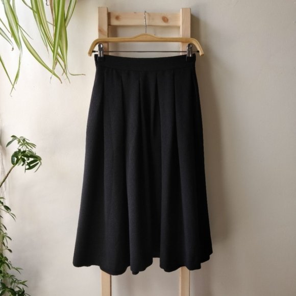Retro Black Heavy Weight Skirt with Pockets Box Pleated Full A-line Skirt XS - Picture 1 of 4